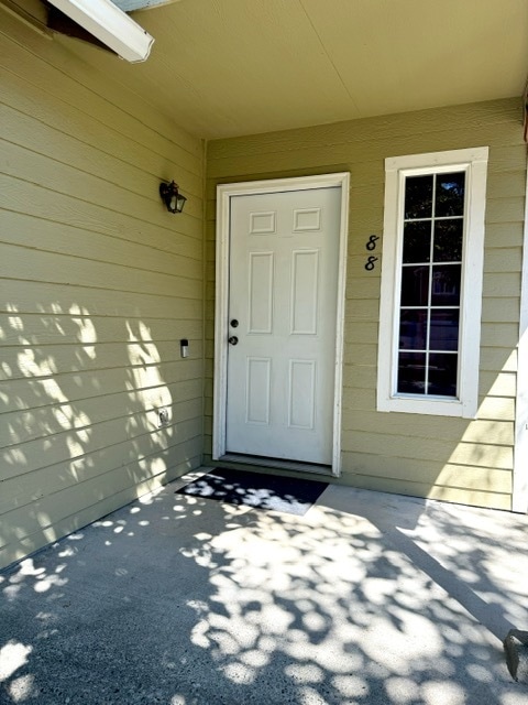 Building Photo - 88 NW Lopez Ln