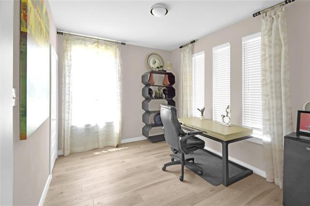 Building Photo - 1901 Crestwood Ln