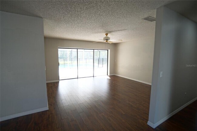 Foto del edificio - 14011 Wolcott Dr