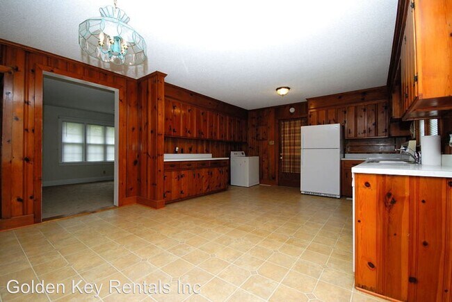 Building Photo - 2 br, 1 bath House - 1604 Palm St