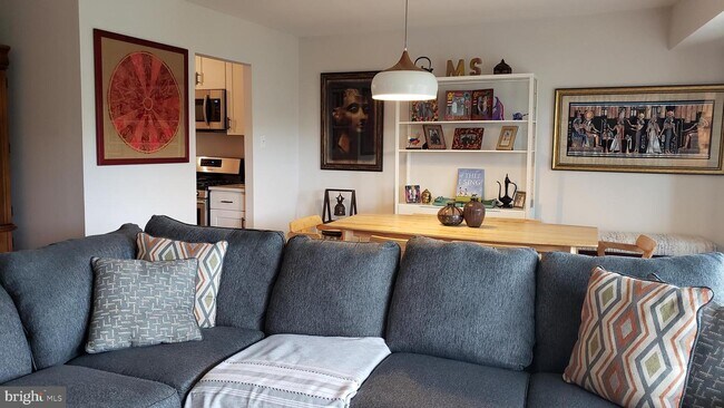 Foto del edificio - 9039 Sligo Creek Pkwy