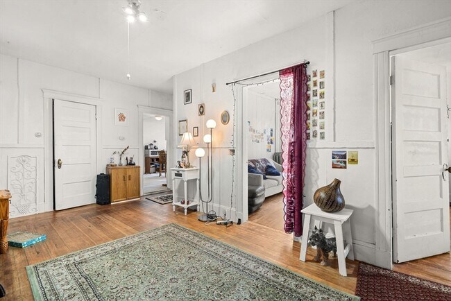 Foto del edificio - 427 Medford St