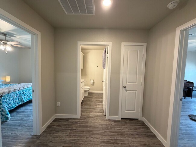 Building Photo - Upland Crossing: Spacious 3-Bedroom, 2-Bath Home available JUNE 15TH!!!!