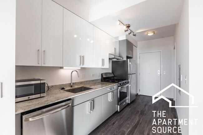 Foto del edificio - 2340 N California Ave