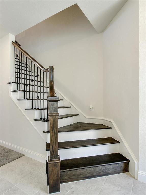 Building Photo - 9505 Oxbow Ln