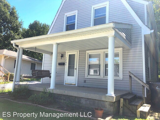 Building Photo - 3 br, 2 bath House - 1251 E Markwood Ave.