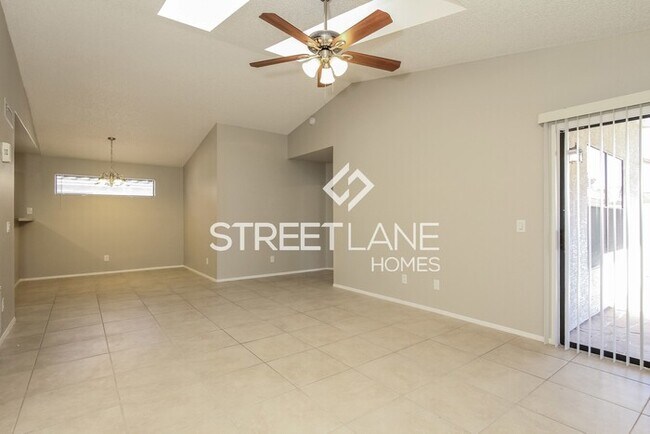 Foto del edificio - Charming 3 Bedroom in Avondale!