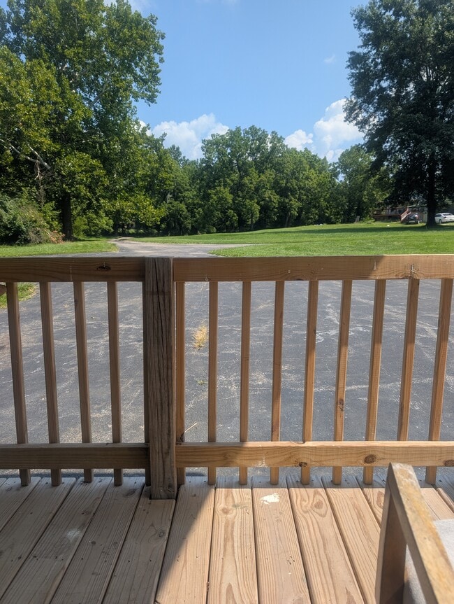 Foto del edificio - 1680 E Whisnand Rd