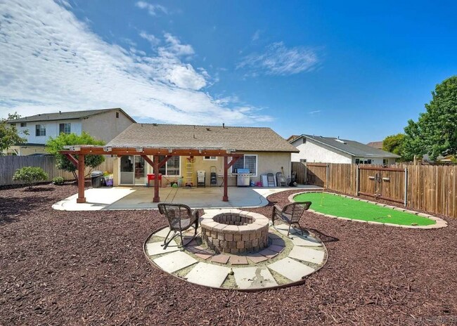 Foto del edificio - 1322 Carnell Ct