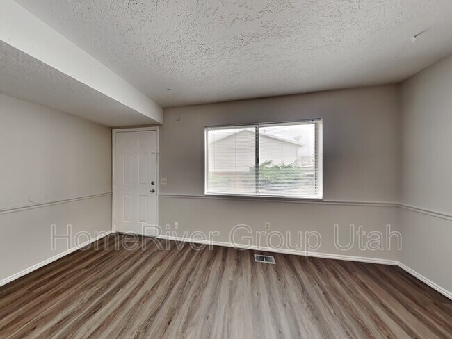 Foto del edificio - 4247 S Hwy 89