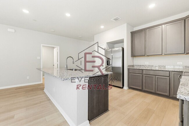 Building Photo - Beautiful Copperas Cove Home