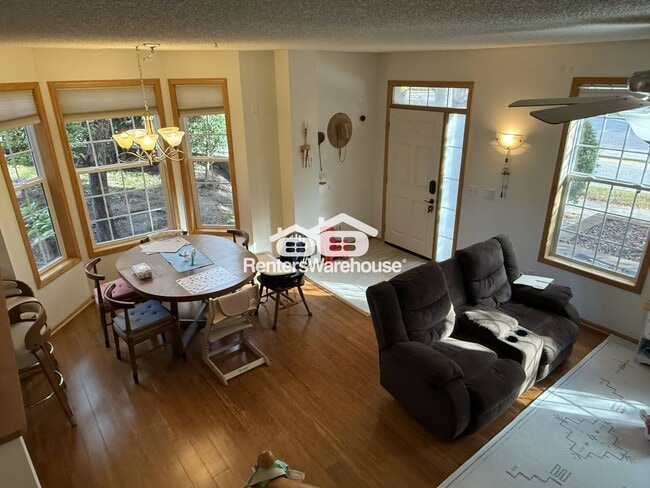 Building Photo - 3029 Hemingway Tr