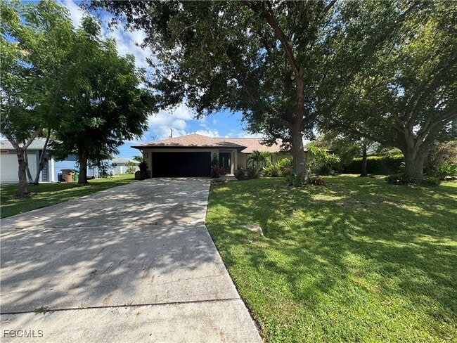 Building Photo - 2211 SW 14th Pl