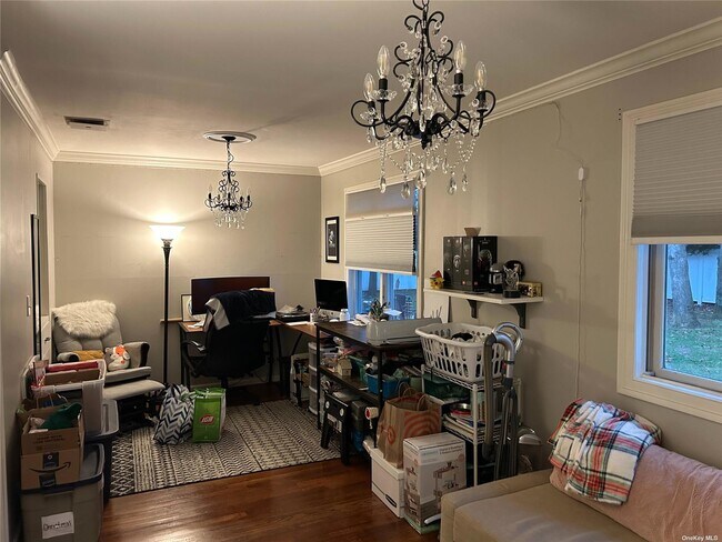 Foto del edificio - 705 Parkside Blvd