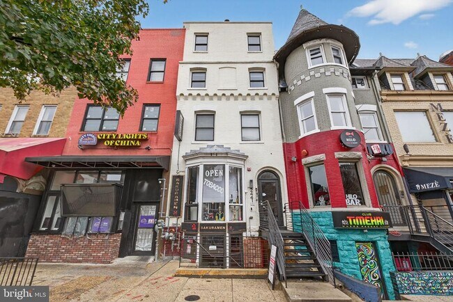 Foto del edificio - 2441 18th St NW