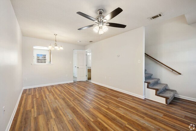Foto del edificio - SIGN TODAY HALF OFF YOUR SECOND MONTH'S RENT Seth Place Townhomes- 2BD/2BA Townhomes