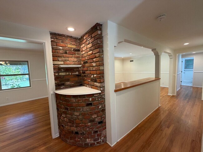 Foto del edificio - Newly Rehabbed Charming 3 Bed 2 Bath Home ...
