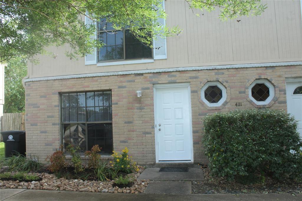 Primary Photo - 4111 Lark Ln