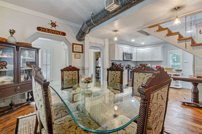 Foto del edificio - 69 Oneida St