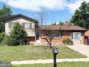 Building Photo - 1910 Monterey Rd