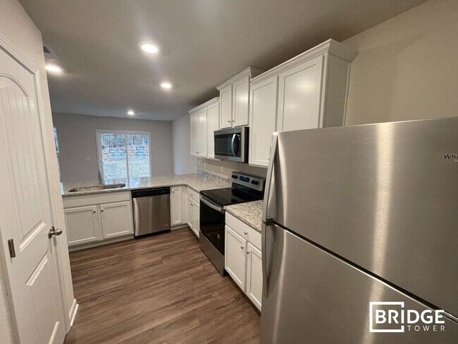 Building Photo - 9237 Creedmore Hills Dr