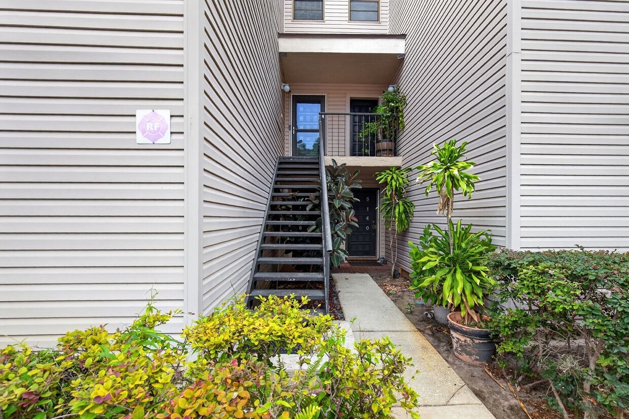 Cozy 3 Bedroom Available in Tampa! - Cozy 3 Bedroom Available in Tampa!