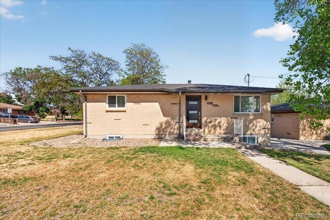 Foto del edificio - 9050 N Elm Ct