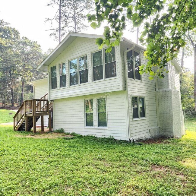 Building Photo - 3815 Cumberland Way