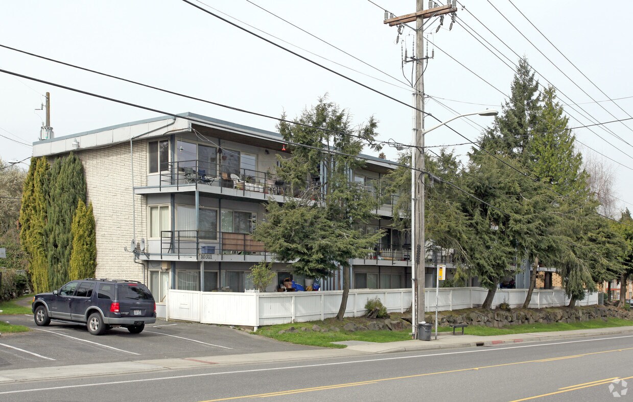 Foto principal - 10311 Des Moines Memorial Dr