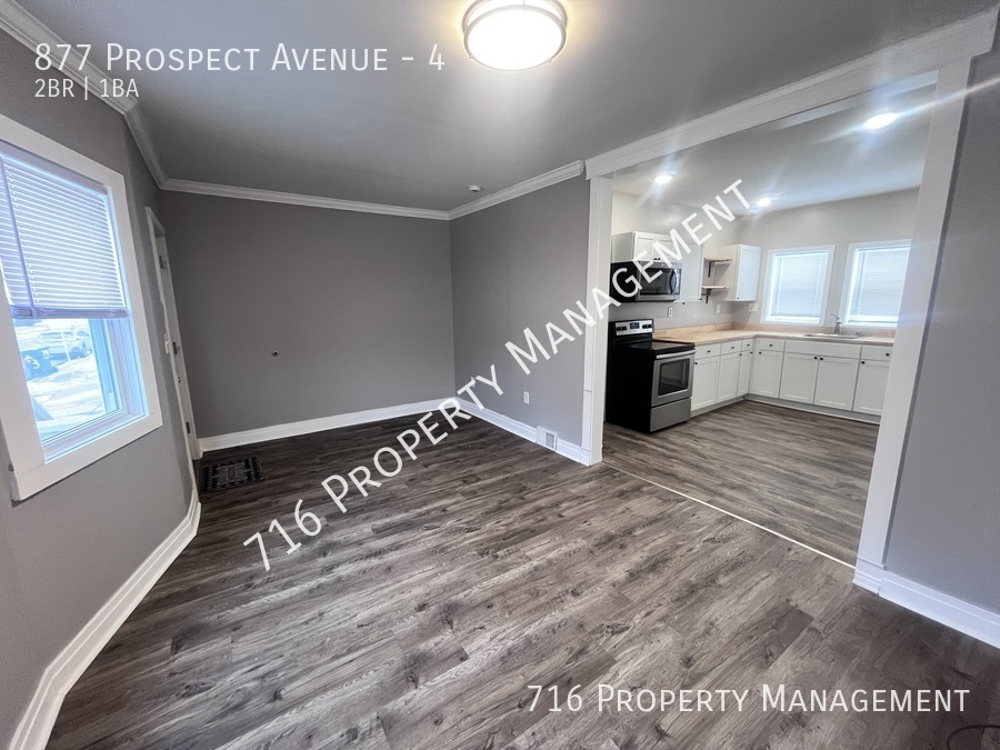 Foto principal - 877 Prospect Ave