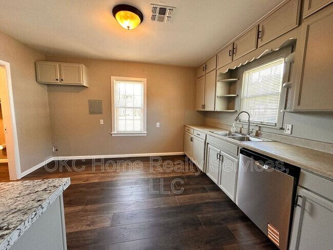 Foto del edificio - 234 W Thatcher St
