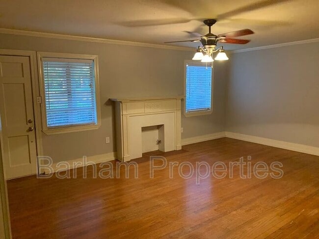 Building Photo - 415 Zeno St