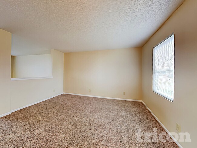 Foto del edificio - 7913 States Bend Ln