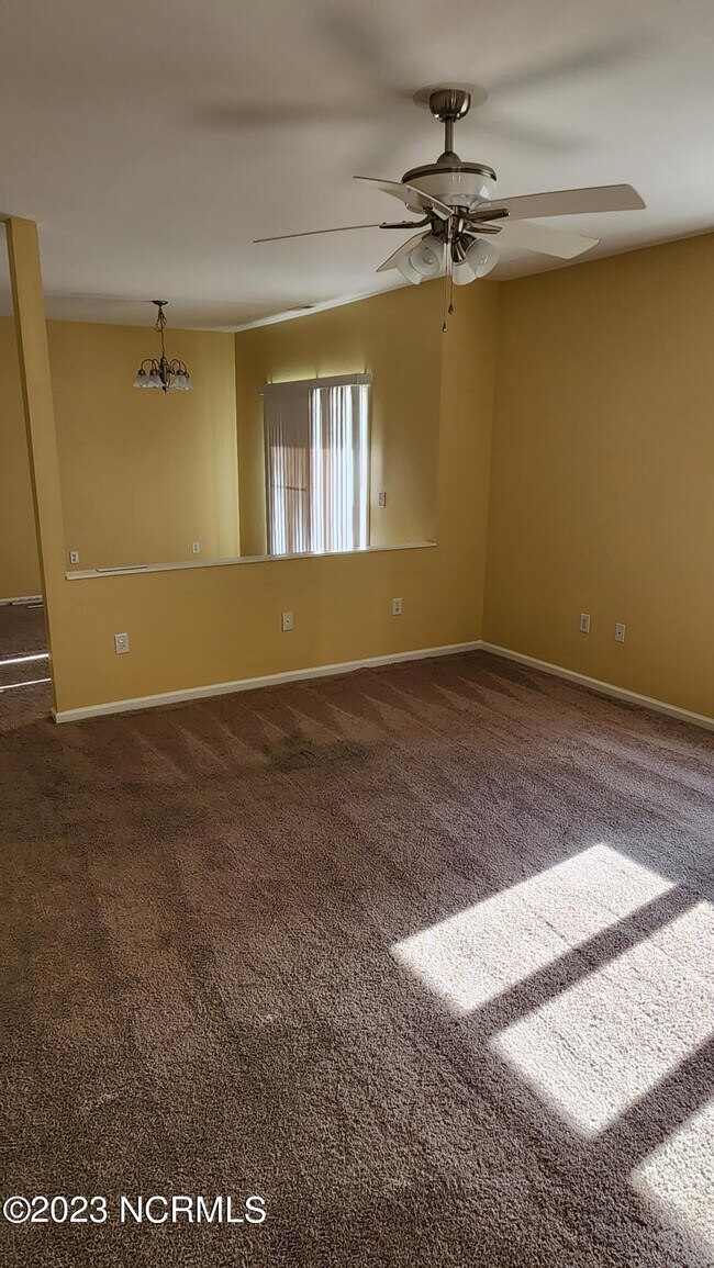 Foto del edificio - 1129 Turtle Creek Rd