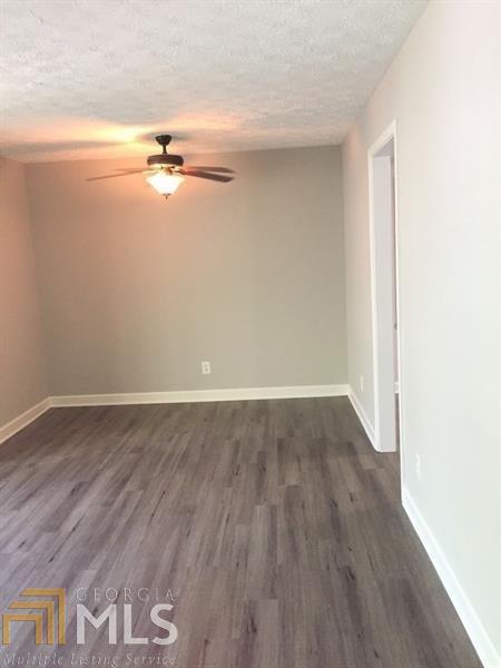 Foto del edificio - 4706 Lincoln Way SW