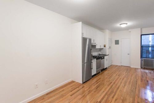 Foto del edificio - 435 W 51st St