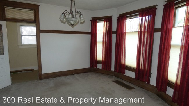Building Photo - 5 br, 2 bath House - 2819 N. Prospect Rd