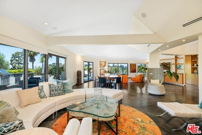 Foto del edificio - 2625 Mar Lu Dr