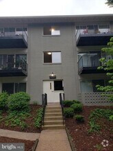 Building Photo - 8700 Manchester Rd