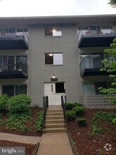 Building Photo - 8700 Manchester Rd
