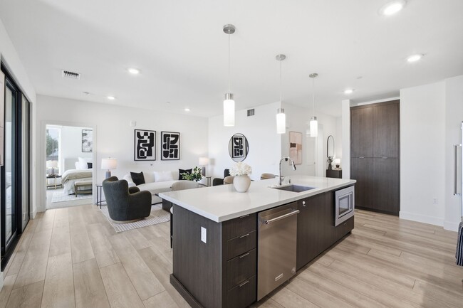 Building Photo - 3578 Rambla Pl