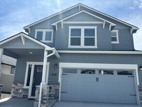 Building Photo - 3327 S Cabin Creek Way