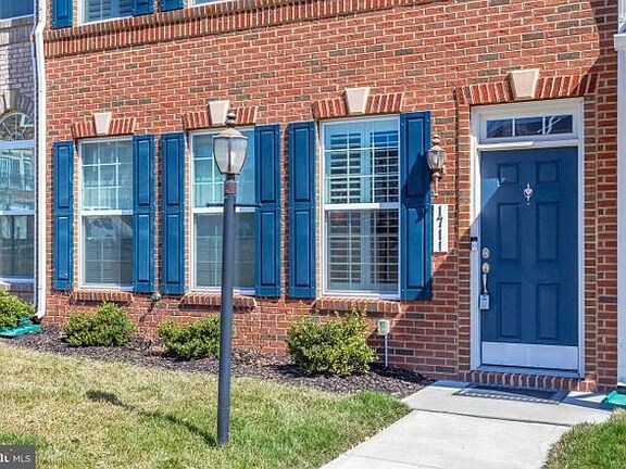 Building Photo - 1711 Taymount Terrace NE
