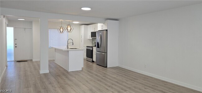 Foto del edificio - 1404 SE 40th St