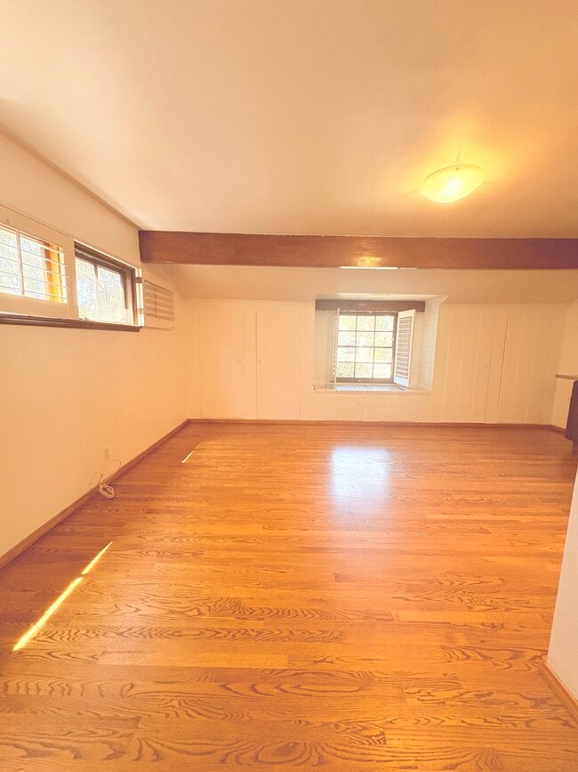 Foto del edificio - 5504 Calhoun Ave