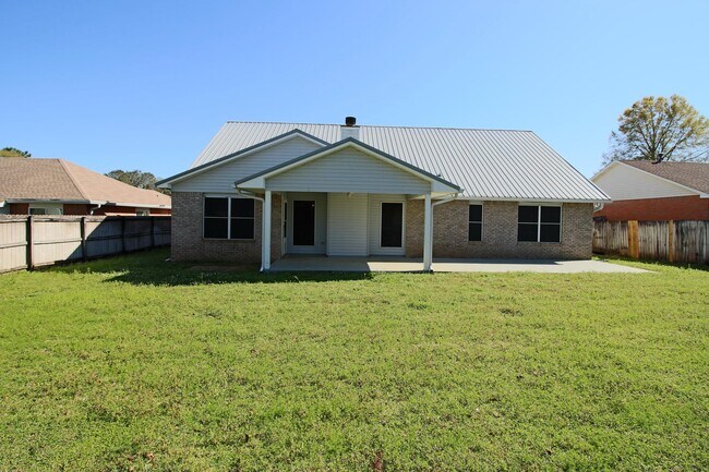 Foto del edificio - 414 Whirlaway Ct