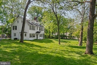 Building Photo - 1404 E Butler Pike