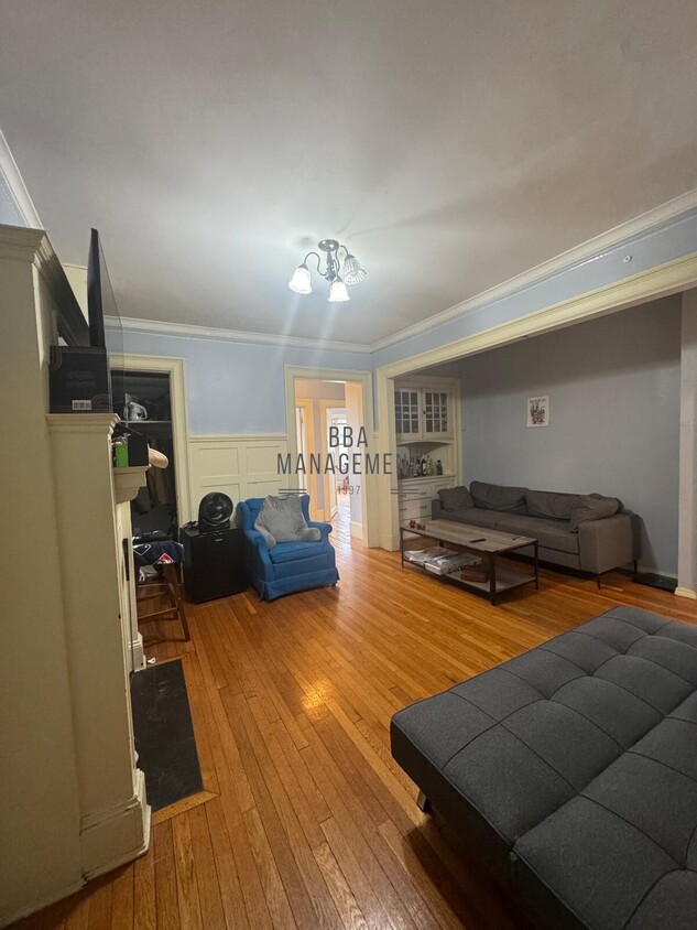 Primary Photo - 448 Park Dr
