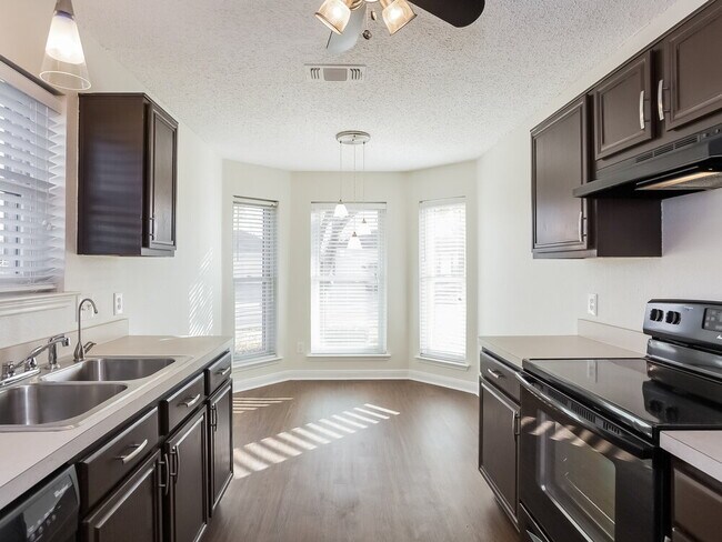 Foto del edificio - 2370 Stagecoach St