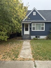 Building Photo - 103 Alderson Ave Building Photo - 103 Alderson Ave